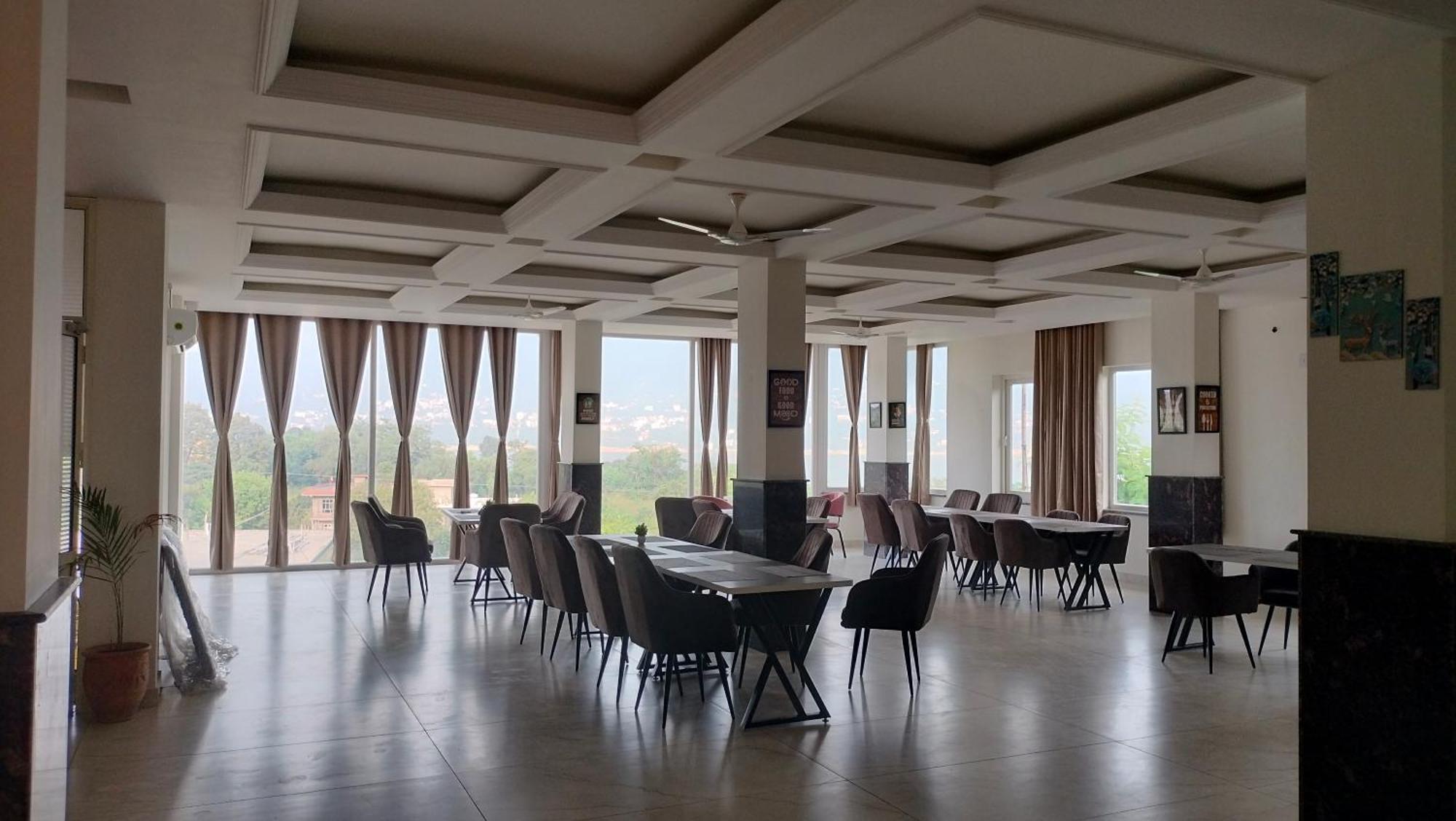 Govind Sagar View Hotel & Restaurant Bilaspur  Kültér fotó