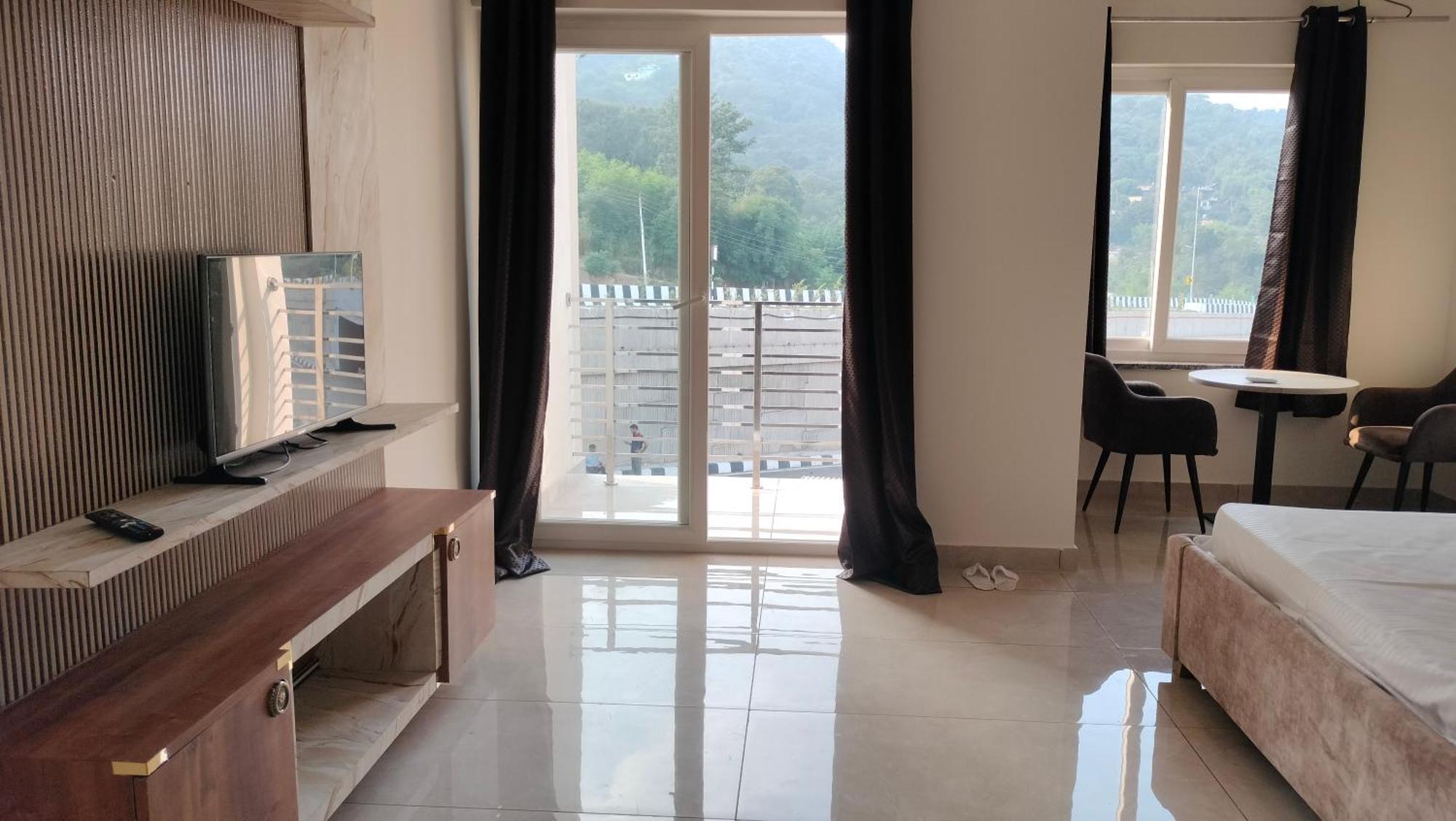 Govind Sagar View Hotel & Restaurant Bilaspur  Kültér fotó